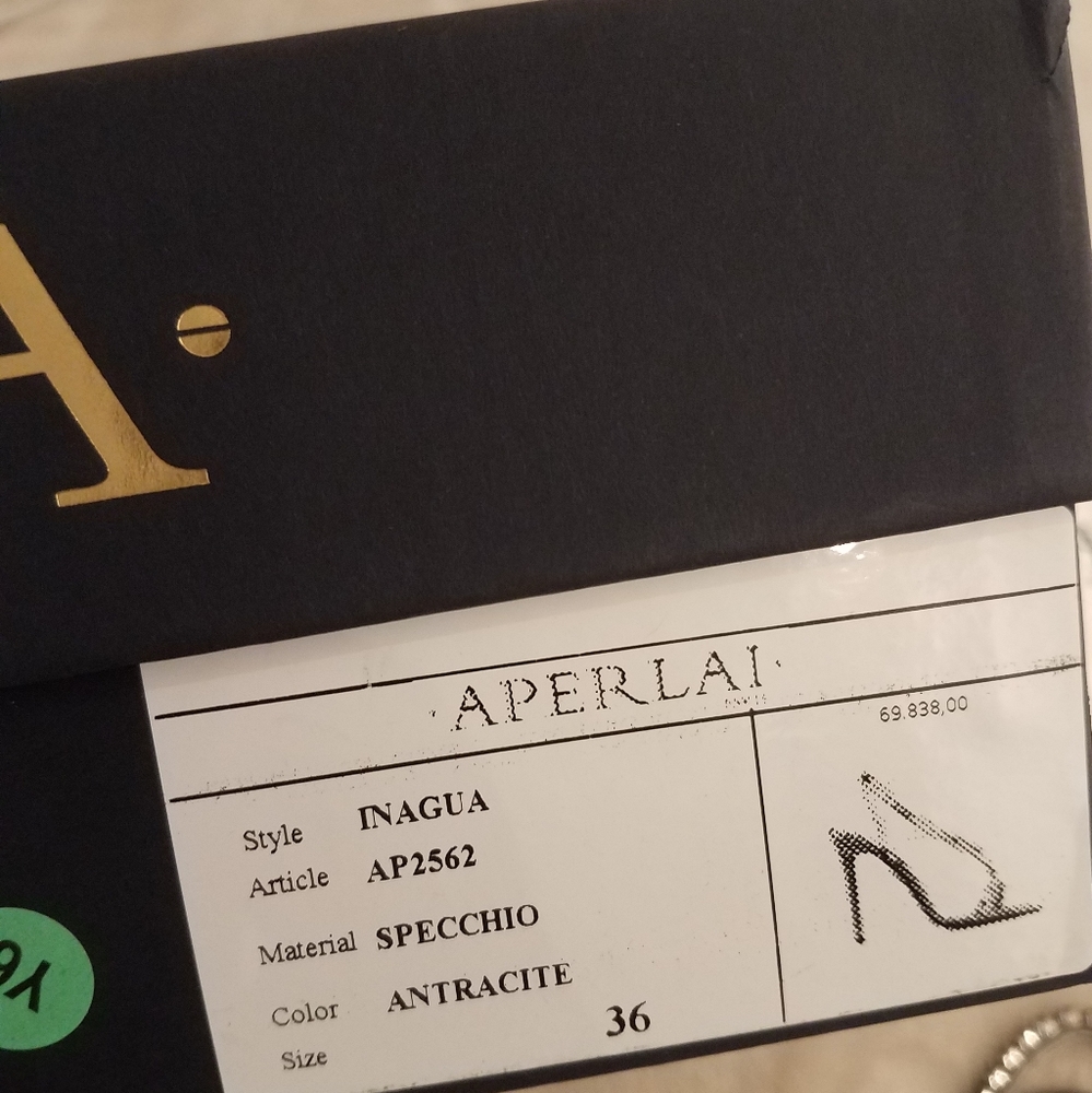 Aperlai embellished sandals - Size 6 - Picture 2 of 8